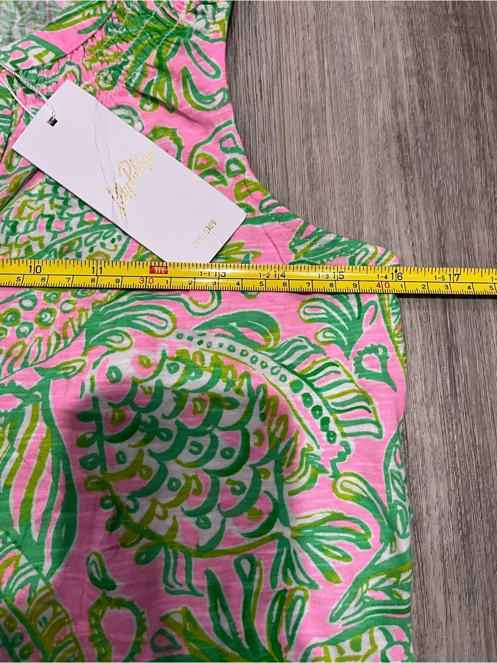 NWT Lilly Pulitzer Essie Tank Top. Mandevilla Baby Fins and Flippers. Size XS - Picture 3 of 6